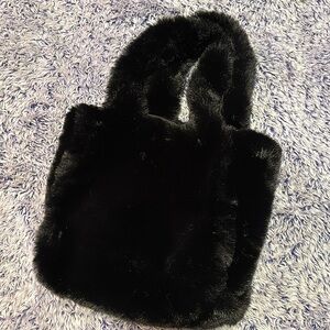 BLACK FUR PURSE